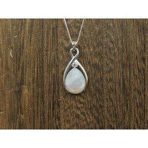 20" Sterling Silver Topaz Gem With Teardrop Shell Pendant Necklace Vintage